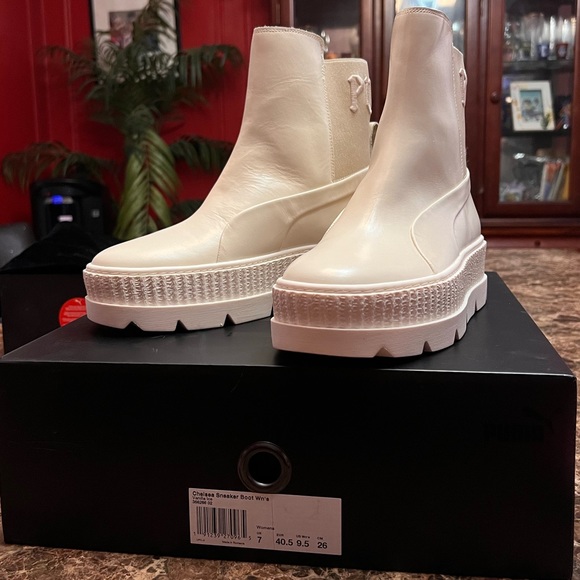 Fenty Chelsea Sneaker Boot - Picture 5 of 8